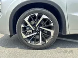Mitsubishi Outlander PL+